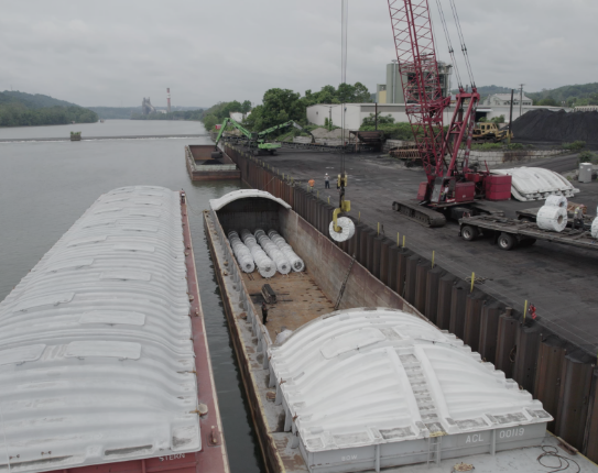 Barge being loading